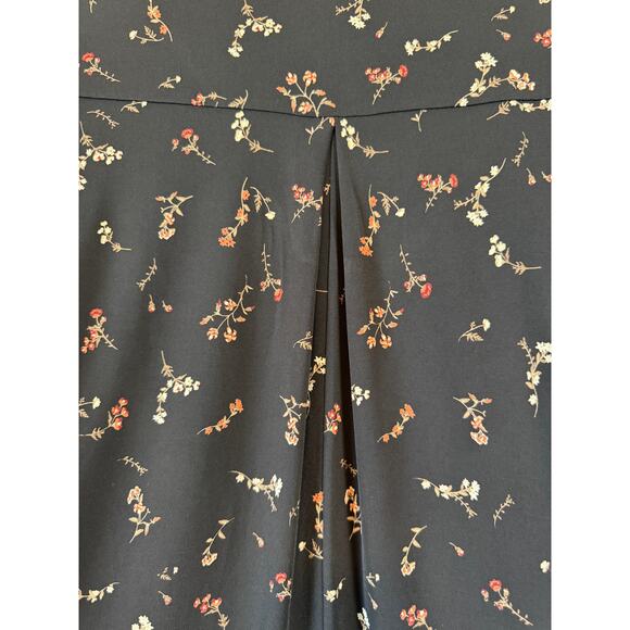 NWT Beacon Black Floral Top Blouse Sz 2X Roll Tab Sleeve Boho Casual Career - Picture 5 of 11